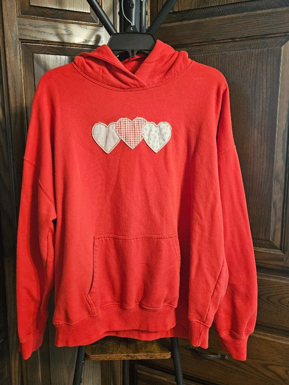 Hollister Women’s Medium Red Heart Applique Valentine Hoodie Sweatshirt